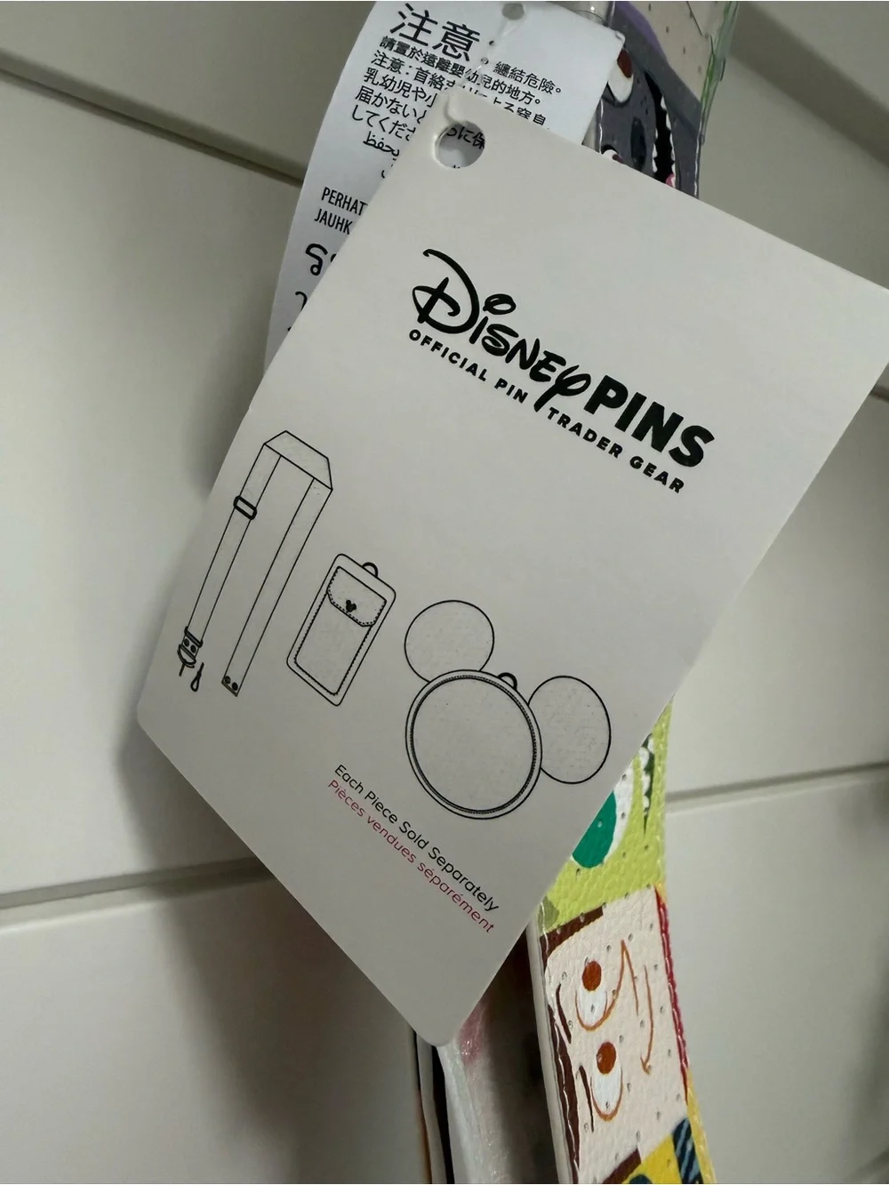 Disney Pins Pixar Character Strap NWT - Picture 4 of 5